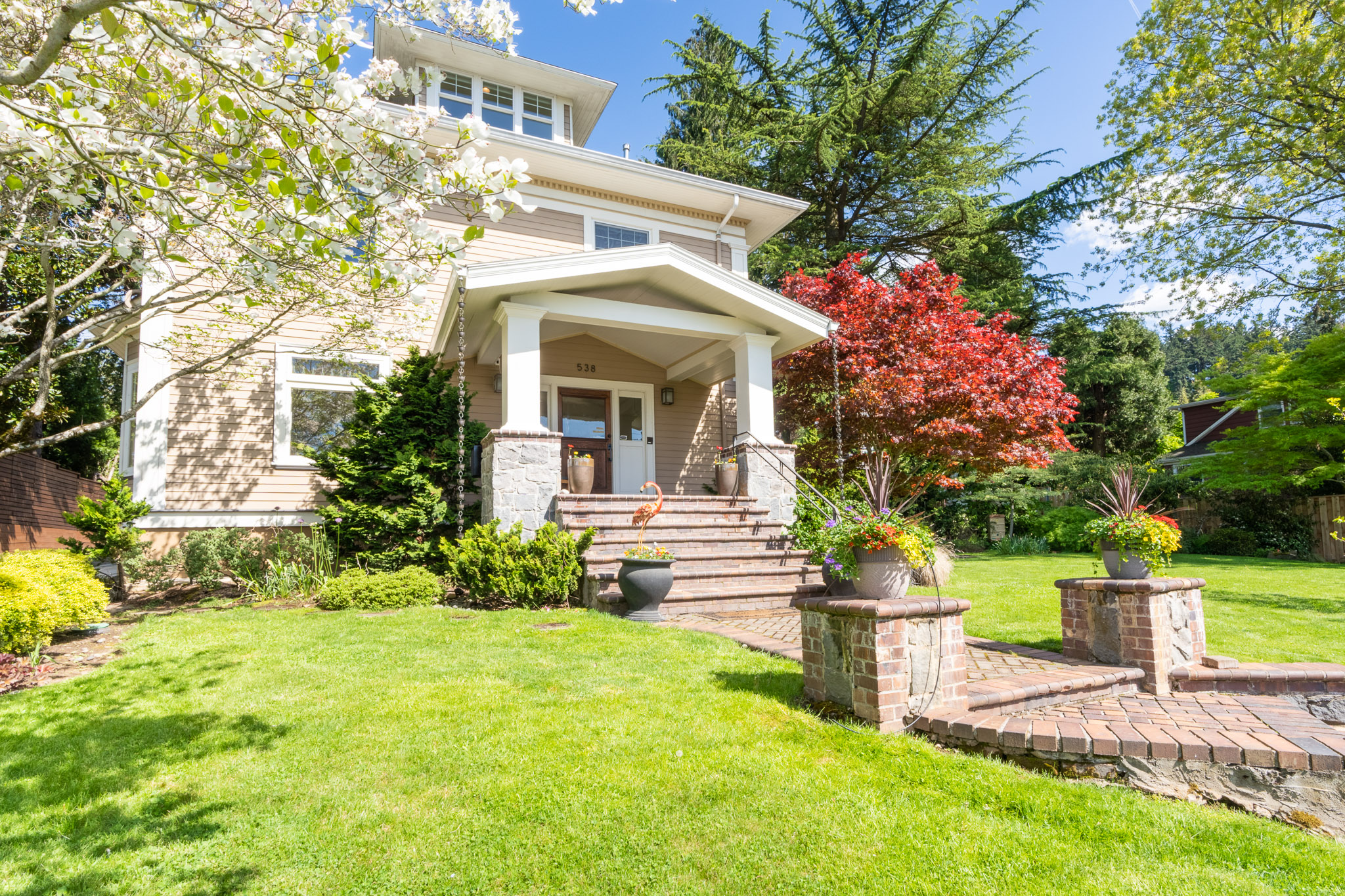 SOLD for $1,459,000 in 8 DOM! 538 SE 62nd Ave