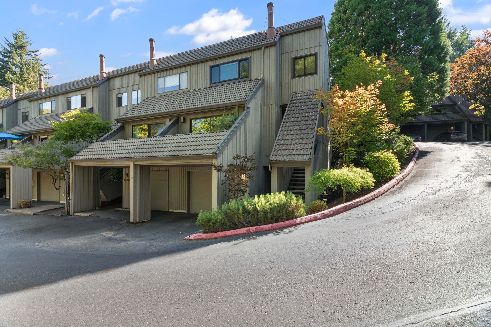 SOLD for $410,000! 4093 Jefferson Pkwy, Lake Oswego.